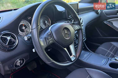Хэтчбек Mercedes-Benz A-Class 2014 в 