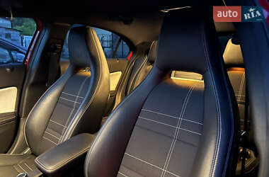 Хэтчбек Mercedes-Benz A-Class 2014 в 
