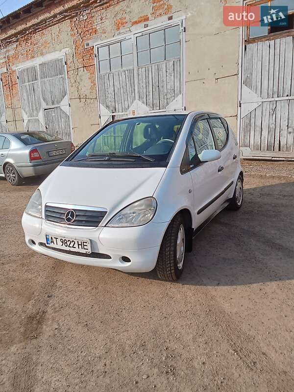 Хэтчбек Mercedes-Benz A-Class 2001 в 