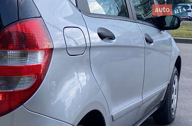 Хэтчбек Mercedes-Benz A-Class 2004 в 
