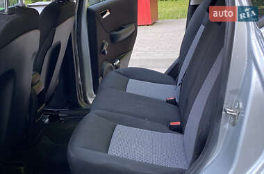 Хэтчбек Mercedes-Benz A-Class 2004 в 