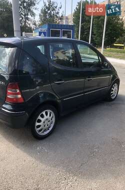 Хэтчбек Mercedes-Benz A-Class 2001 в 