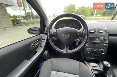 Хэтчбек Mercedes-Benz A-Class 2004 в 