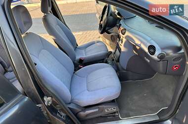 Хэтчбек Mercedes-Benz A-Class 1998 в 