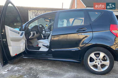 Хетчбек Mercedes-Benz A-Class 2006 в 
