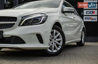 Хэтчбек Mercedes-Benz A-Class 2016 в 