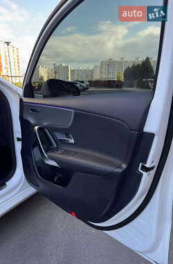 Хэтчбек Mercedes-Benz A-Class 2020 в 