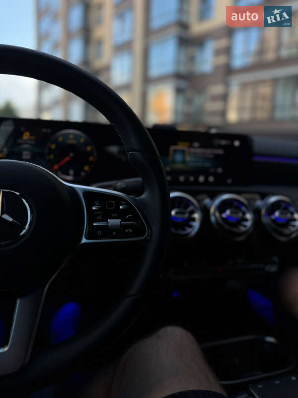 Хетчбек Mercedes-Benz A-Class 2020 в Києві фото 40 Хетчбек Mercedes-Benz A-Class 2020 в Києві