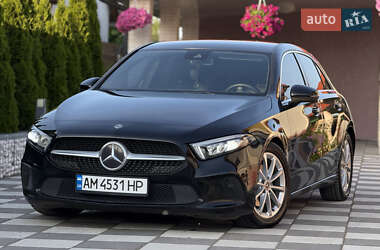 Хэтчбек Mercedes-Benz A-Class 2019 в 