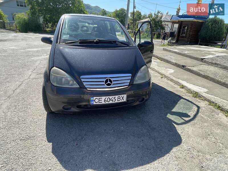 Хэтчбек Mercedes-Benz A-Class 2000 в Косове