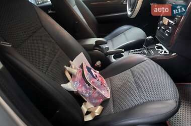 Хэтчбек Mercedes-Benz A-Class 2009 в 