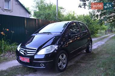 Хэтчбек Mercedes-Benz A-Class 2008 в 