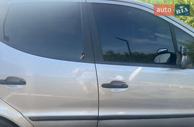 Хэтчбек Mercedes-Benz A-Class 1999 в 