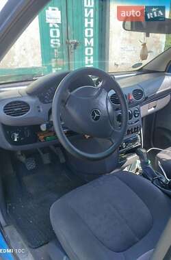 Хэтчбек Mercedes-Benz A-Class 1998 в 