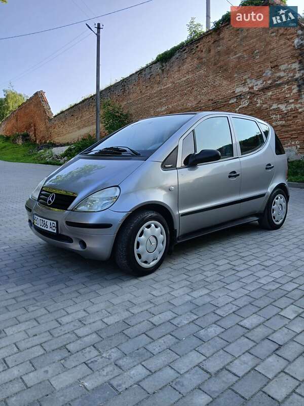 Хэтчбек Mercedes-Benz A-Class 2000 в 