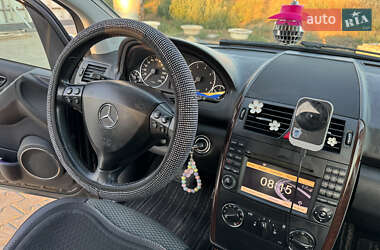 Хэтчбек Mercedes-Benz A-Class 2008 в 