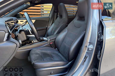 Хэтчбек Mercedes-Benz A-Class 2020 в 
