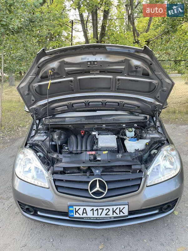 Хэтчбек Mercedes-Benz A-Class 2010 в Киеве
