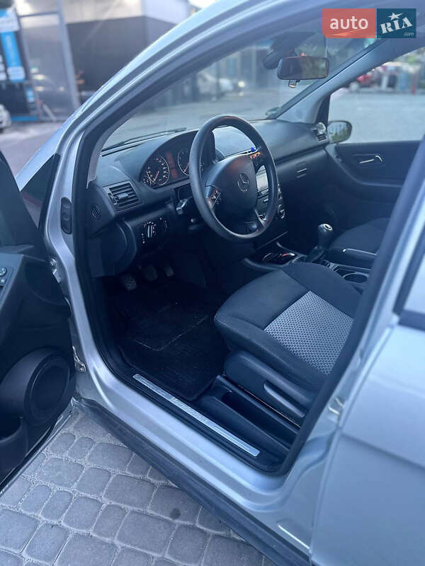 Хетчбек Mercedes-Benz A-Class 2006 в Луцьку