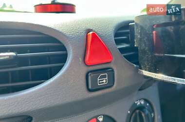 Хэтчбек Mercedes-Benz A-Class 2000 в 
