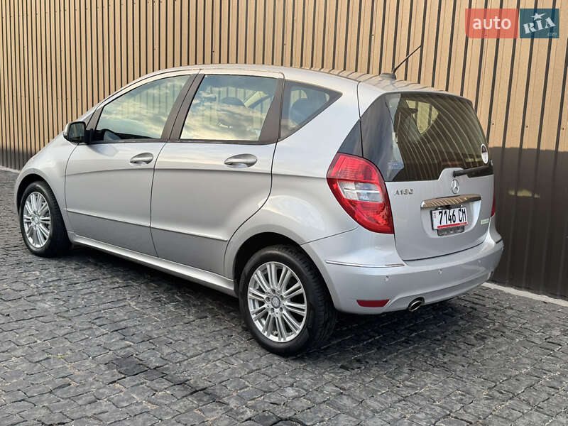 Хэтчбек Mercedes-Benz A-Class 2011 в Киеве