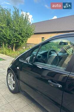 Хэтчбек Mercedes-Benz A-Class 2000 в 