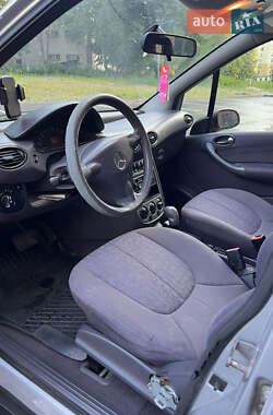 Хэтчбек Mercedes-Benz A-Class 2001 в 