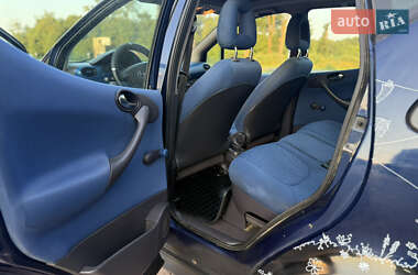 Хэтчбек Mercedes-Benz A-Class 2003 в 