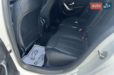 Седан Mercedes-Benz A-Class 2019 в 