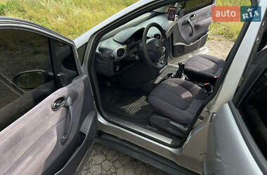 Хэтчбек Mercedes-Benz A-Class 1997 в 