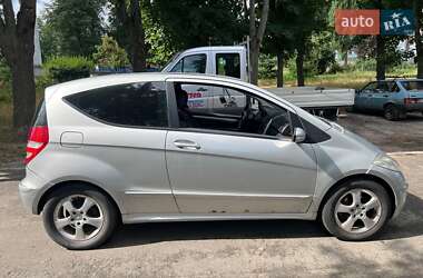 Хетчбек Mercedes-Benz A-Class 2005 в 