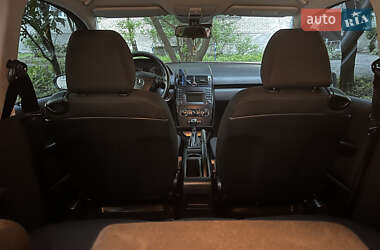 Хэтчбек Mercedes-Benz A-Class 2009 в 