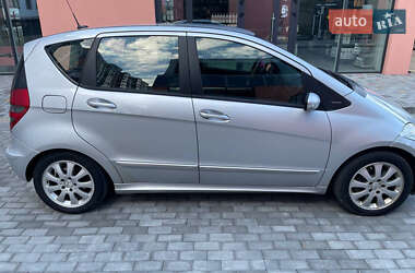 Хэтчбек Mercedes-Benz A-Class 2006 в 