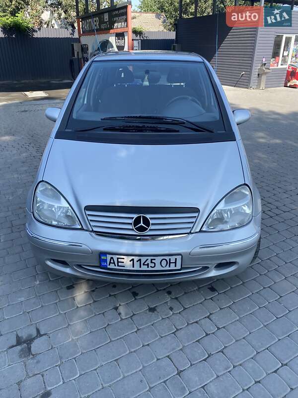 Хетчбек Mercedes-Benz A-Class 2001 в 
