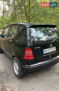 Хэтчбек Mercedes-Benz A-Class 2000 в 