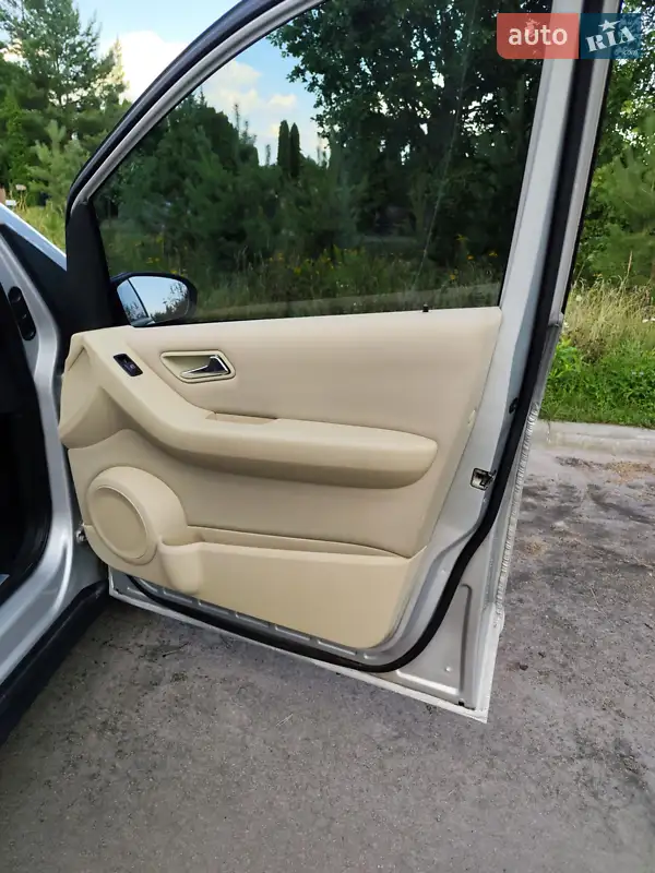 Mercedes-Benz A-Class 2005 VIN WDD1690071J102910 фото оголошення 11 з 60