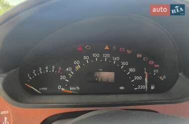 Хэтчбек Mercedes-Benz A-Class 2001 в 