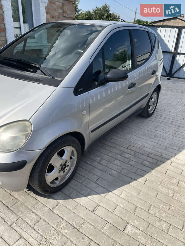 Хетчбек Mercedes-Benz A-Class 2001 в Кропивницькому