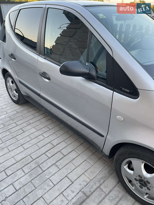 Хетчбек Mercedes-Benz A-Class 2001 в Кропивницькому