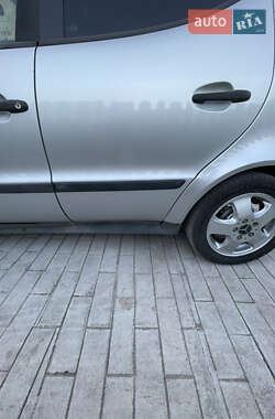 Хэтчбек Mercedes-Benz A-Class 2001 в 