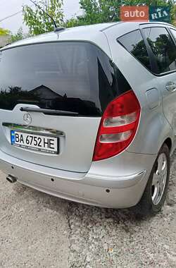 Хэтчбек Mercedes-Benz A-Class 2005 в 