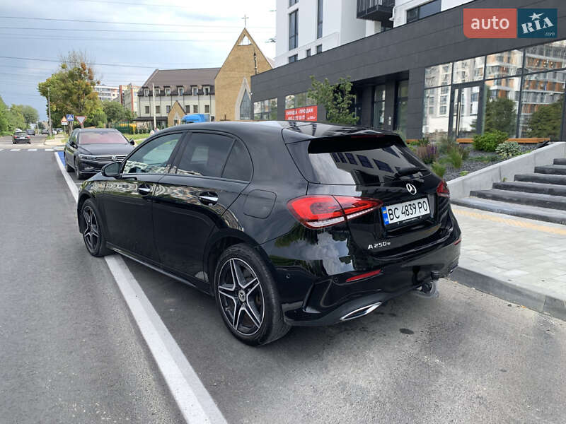 Хетчбек Mercedes-Benz A-Class 2020 в Львові фото 6 Хетчбек Mercedes-Benz A-Class 2020 в Львові
