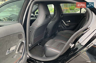 Хэтчбек Mercedes-Benz A-Class 2020 в 