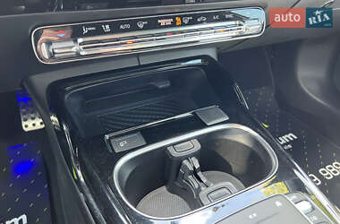 Седан Mercedes-Benz A-Class 2020 в 