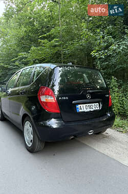 Хэтчбек Mercedes-Benz A-Class 2010 в 