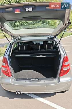 Хэтчбек Mercedes-Benz A-Class 2005 в 