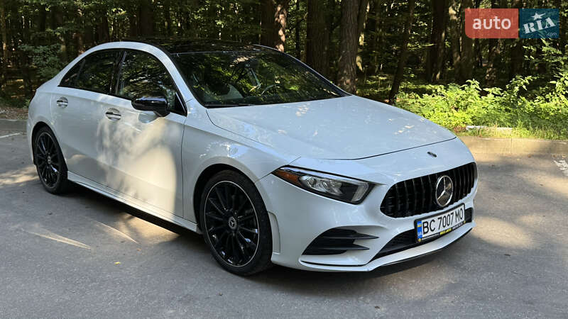 Седан Mercedes-Benz A-Class 2019 в Львове