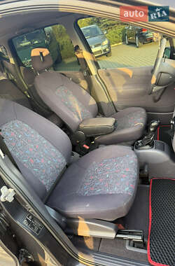 Хэтчбек Mercedes-Benz A-Class 1999 в 