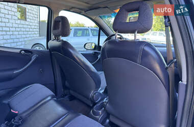 Хэтчбек Mercedes-Benz A-Class 2005 в 