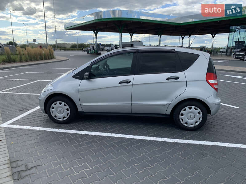 Хэтчбек Mercedes-Benz A-Class 2005 в 